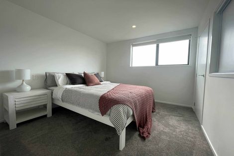 Photo of property in 17/10 Fathom Place, Te Atatu Peninsula, Auckland, 0610