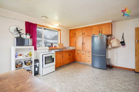 Photo of property in 75 Durham Street, Waikiwi, Invercargill, 9810