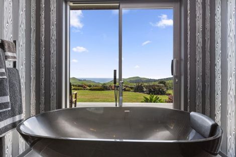 Photo of property in 812 Ruapuke Road, Raglan, 3296