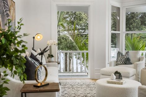 Photo of property in 25 Princes Street, Northcote Point, Auckland, 0627