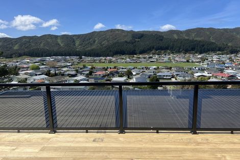 Photo of property in 20a Hastings Grove, Wainuiomata, Lower Hutt, 5014