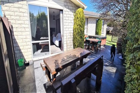 Photo of property in 11 Gibbs Drive, Woodend, 7610