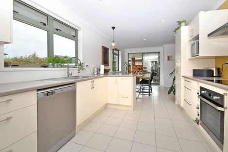 Photo of property in 26 Ripple Grove, Waiuku, 2123