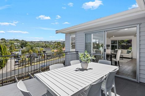 Photo of property in 525 Beach Road, Murrays Bay, Auckland, 0630