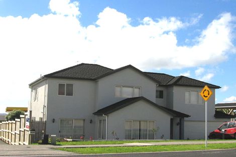 Photo of property in 423 Old Te Atatu Road, Te Atatu Peninsula, Auckland, 0610
