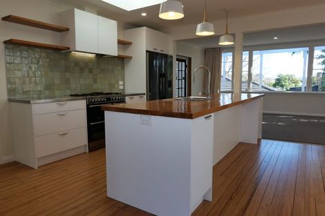 Photo of property in 70a Rimu Road, Raumati Beach, Paraparaumu, 5032