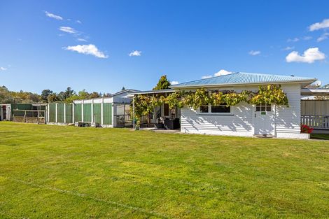 Photo of property in 18 Kent Street, Carterton, 5713
