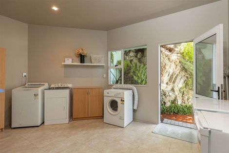 Photo of property in 2 Marina View, Waikawa, Picton, 7281