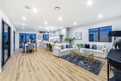 Photo of property in 15 Kearns Drive, Hobsonville, Auckland, 0616