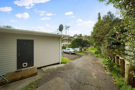 Photo of property in 65 Seaview Road, Marfell, New Plymouth, 4310