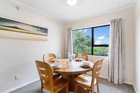 Photo of property in 28 Moire Road, Massey, Auckland, 0614