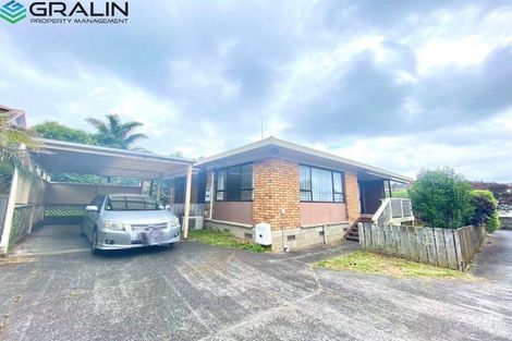 Photo of property in 2/332 West Coast Road, Glen Eden, Auckland, 0602