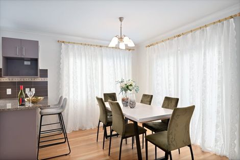 Photo of property in 14a Strid Road, Te Atatu South, Auckland, 0610