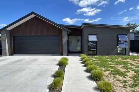 Photo of property in 21 Te Au Rere Crescent, Cambridge, 3434