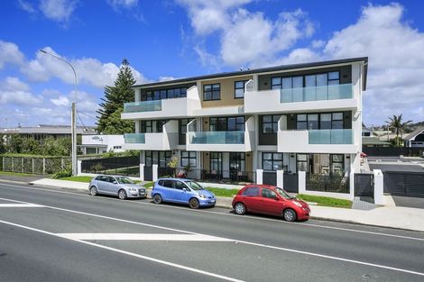 Photo of property in 3/388 Hibiscus Coast Highway, Orewa, 0931