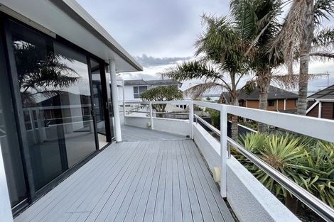 Photo of property in 2/174 Bucklands Beach Road, Bucklands Beach, Auckland, 2012