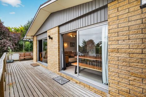 Photo of property in 16 Sunset Street, Hilltop, Taupo, 3330