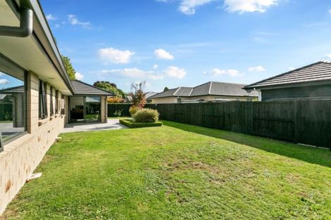 Photo of property in 28 Lilac Close, Cambridge, 3434