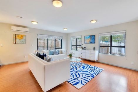 Photo of property in 7 Roberts Road, Te Atatu South, Auckland, 0610