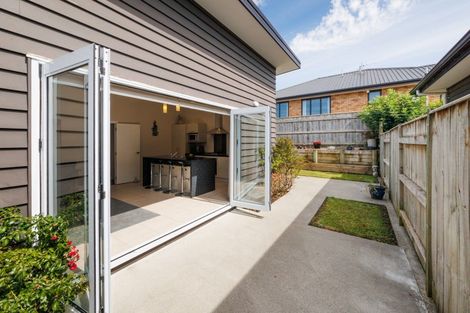 Photo of property in 10 Galea Grove, Kelvin Grove, Palmerston North, 4414
