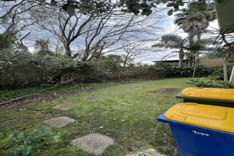 Photo of property in 3/22 Penning Road, Castor Bay, Auckland, 0620