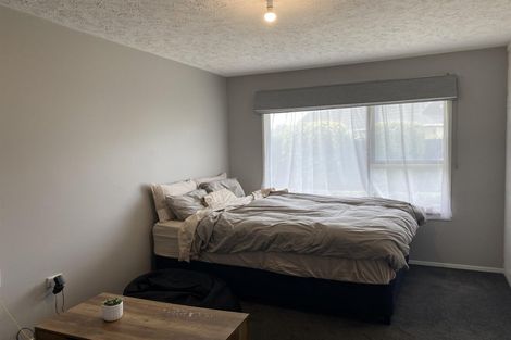 Photo of property in 39 Camberwell Place, Avonhead, Christchurch, 8042