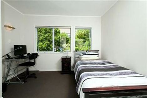 Photo of property in 1/29 View Road, Campbells Bay, Auckland, 0630