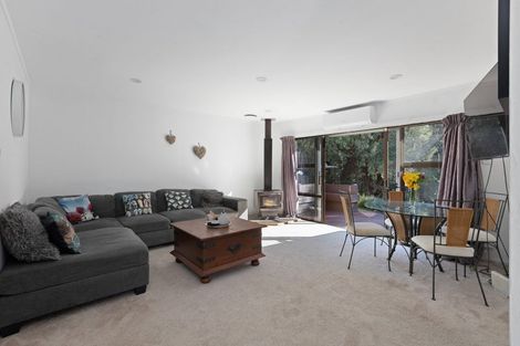 Photo of property in 2/12 Fitzwilliam Drive, Torbay, Auckland, 0630