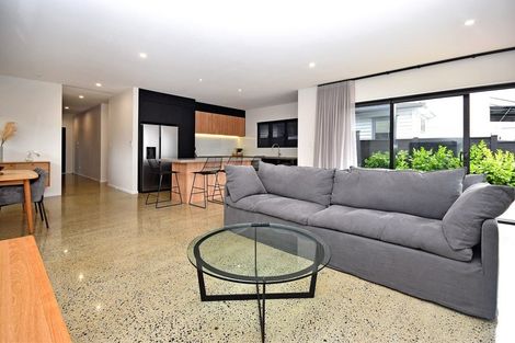 Photo of property in 58 Hayfield Way, Karaka, Papakura, 2113