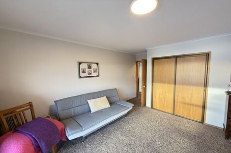 Photo of property in 1/56 Balmoral Lane, Redcliffs, Christchurch, 8081