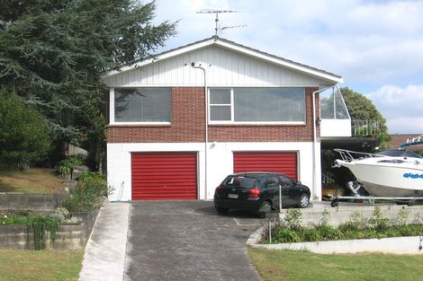Photo of property in 1/4 Glenwood Avenue, Birkenhead, Auckland, 0626