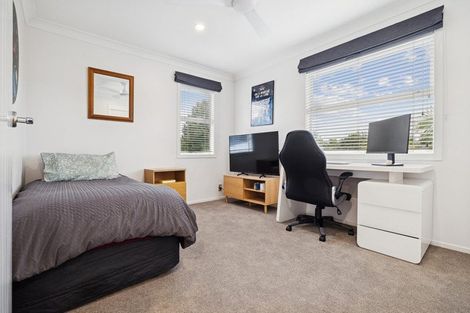 Photo of property in 50 Valley Road, Pukekohe, 2120