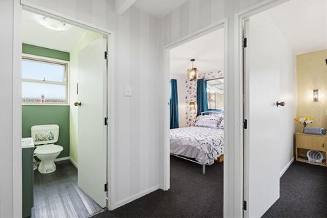Photo of property in 103 Benmore Avenue, Cloverlea, Palmerston North, 4412