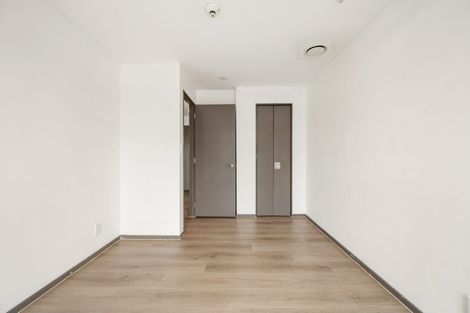 Photo of property in Dual Apartments, 506/142u Vivian Street, Te Aro, Wellington, 6011