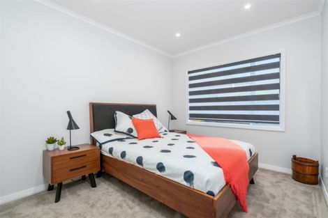 Photo of property in 12 Walter Ruddock Avenue, Kumeu, 0810