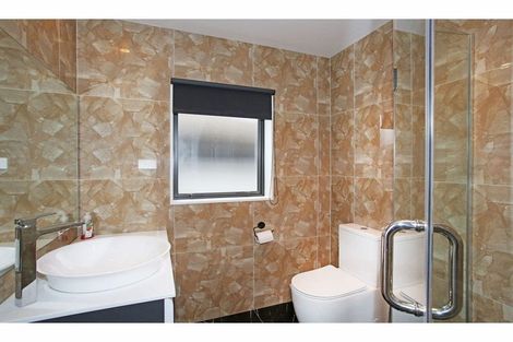 Photo of property in 9 Rere Awa Road, Glenbrook, 2681