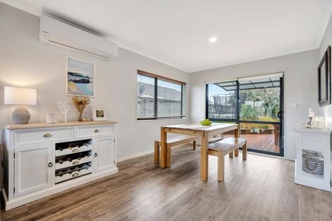 Photo of property in 3 Ron Wyatt Lane, Waiuku, 2123