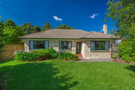 Photo of property in 8a Walsh Street, Forest Lake, Hamilton, 3200