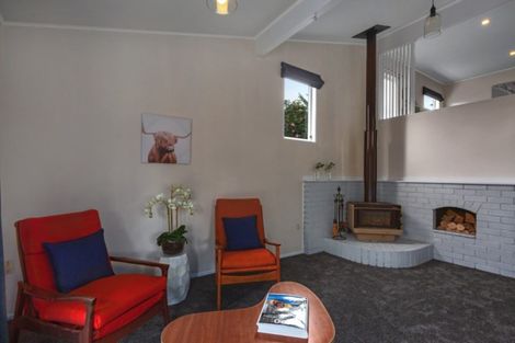 Photo of property in 52 Hicks Close, Whitby, Porirua, 5024