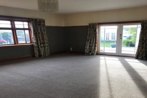 Photo of property in 4 Mayfield Avenue, Mairehau, Christchurch, 8013