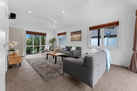 Photo of property in 66 Shelter Drive, Greenhithe, Auckland, 0632