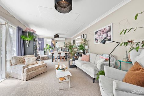Photo of property in 11 Hall Grove, Ebdentown, Upper Hutt, 5018