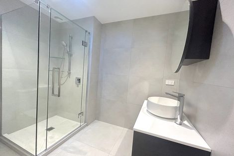 Photo of property in 5/35 Marine Parade, Hobsonville, Auckland, 0616