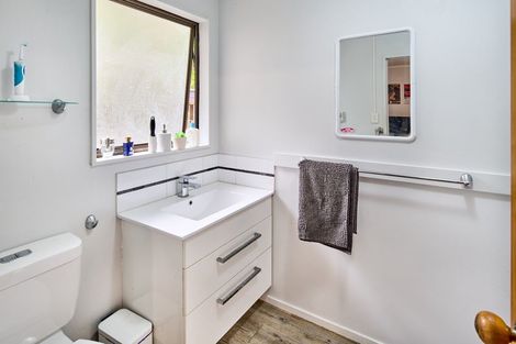 Photo of property in 12 Cullen Place, Tawa, Wellington, 5028