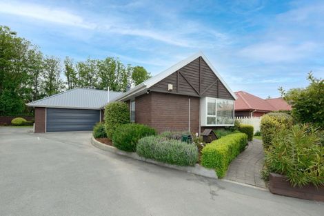 Photo of property in 11 Ludecke Place, Sockburn, Christchurch, 8042