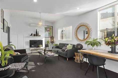 Photo of property in 15 Plunket Street, Saint Kilda, Dunedin, 9012