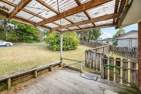 Photo of property in 1/2 Kashmir Road, Glen Eden, Auckland, 0602