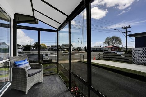 Photo of property in 1/5 Waimea Street, Westown, New Plymouth, 4310