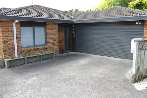 Photo of property in 1/47 Headcorn Place, Botany Downs, Auckland, 2010