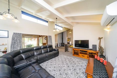 Photo of property in 40 Milne Street, Marton, 4710